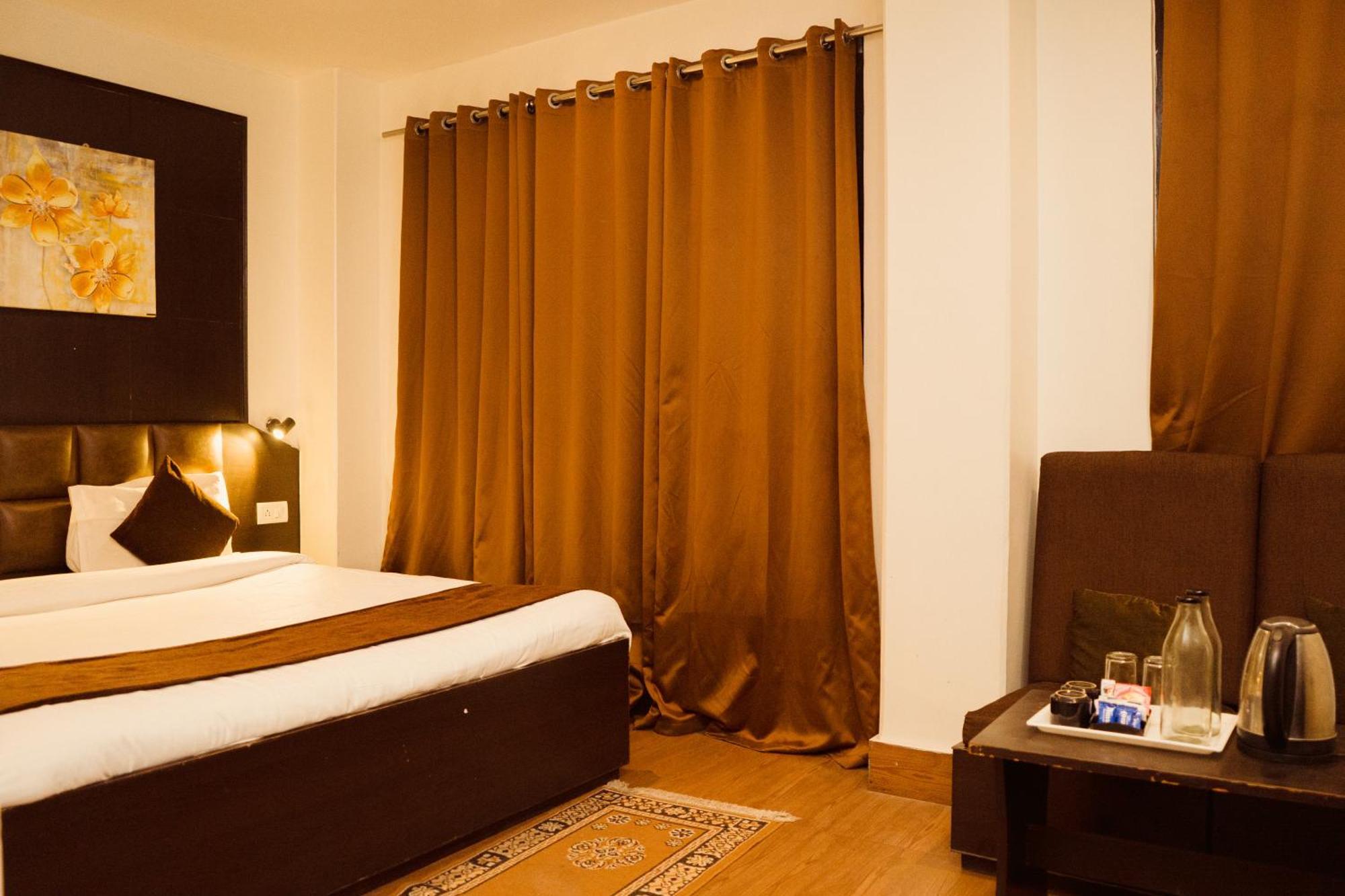 Hotel Siddhi Vinayak Regency, Mg Marg Gangtok Exterior photo