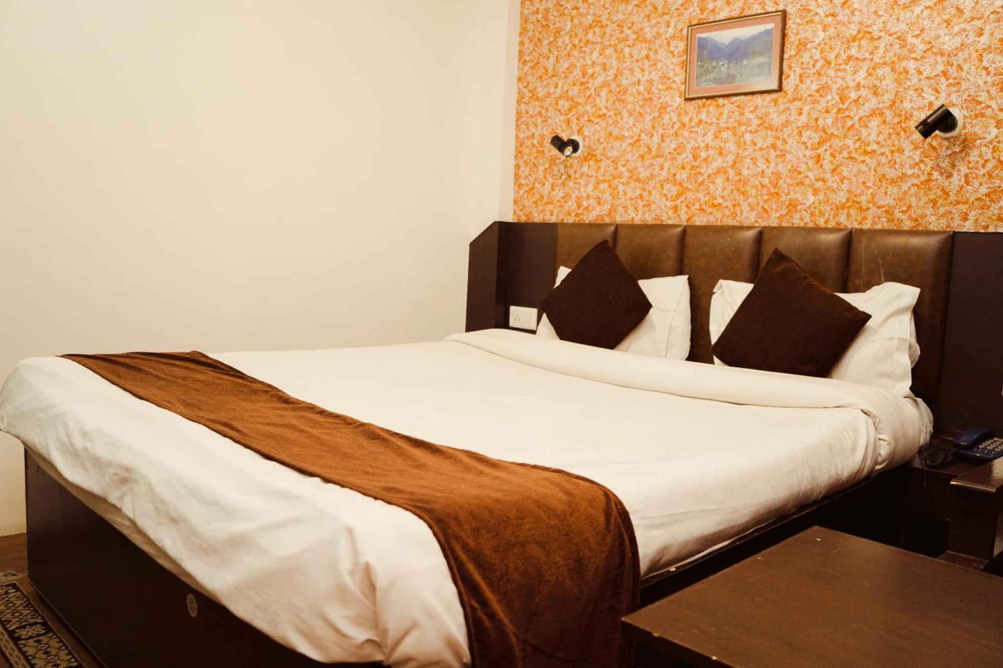 Hotel Siddhi Vinayak Regency, Mg Marg Gangtok Exterior photo