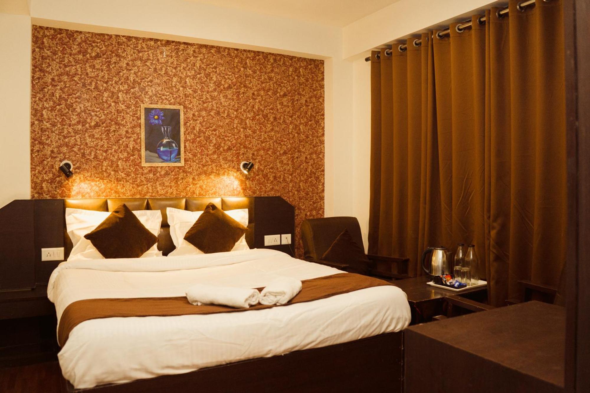 Hotel Siddhi Vinayak Regency, Mg Marg Gangtok Exterior photo